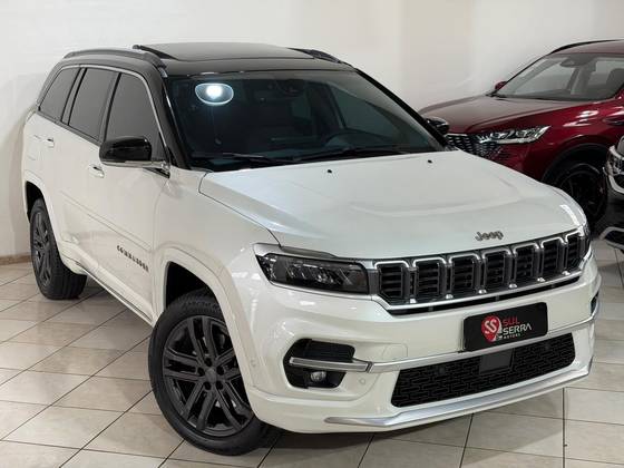 JEEP COMMANDER 2.0 HURRICANE 4 TURBO GASOLINA OVERLAND AT9 JEEP COMMANDER 2.0 HURRICANE 4 TURBO GASOLINA OVERLAND AT9